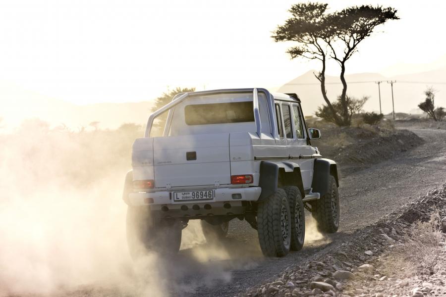  Mercedes-Benz G63 AMG 6x6 2013 года  (фото 13 из 53)